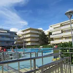 Lägenhet In A Poolside - Beahost Bibione